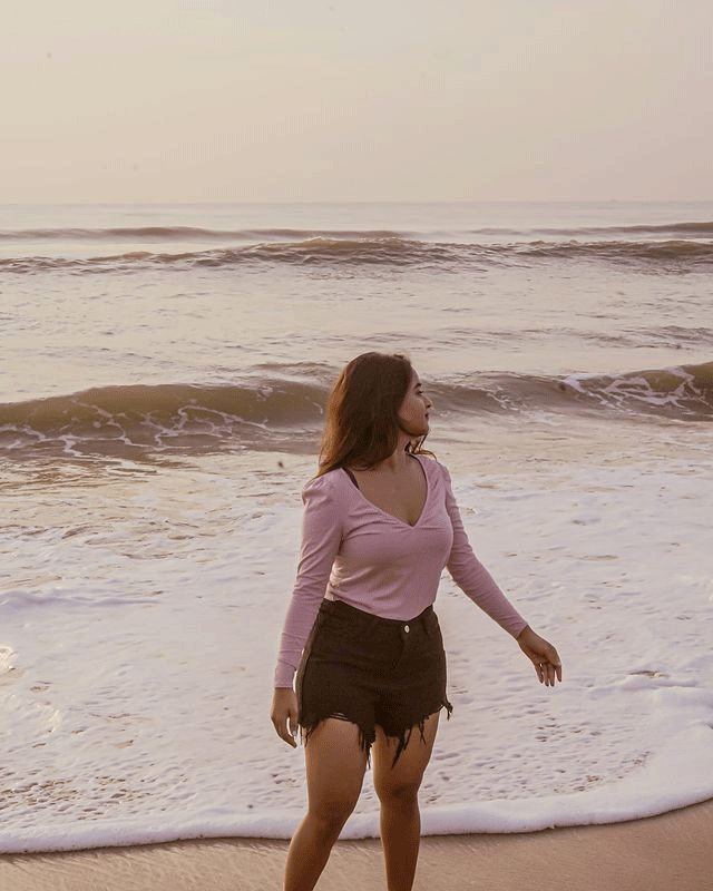 Deepthi stuns in the beach Deepthi stuns in the beach