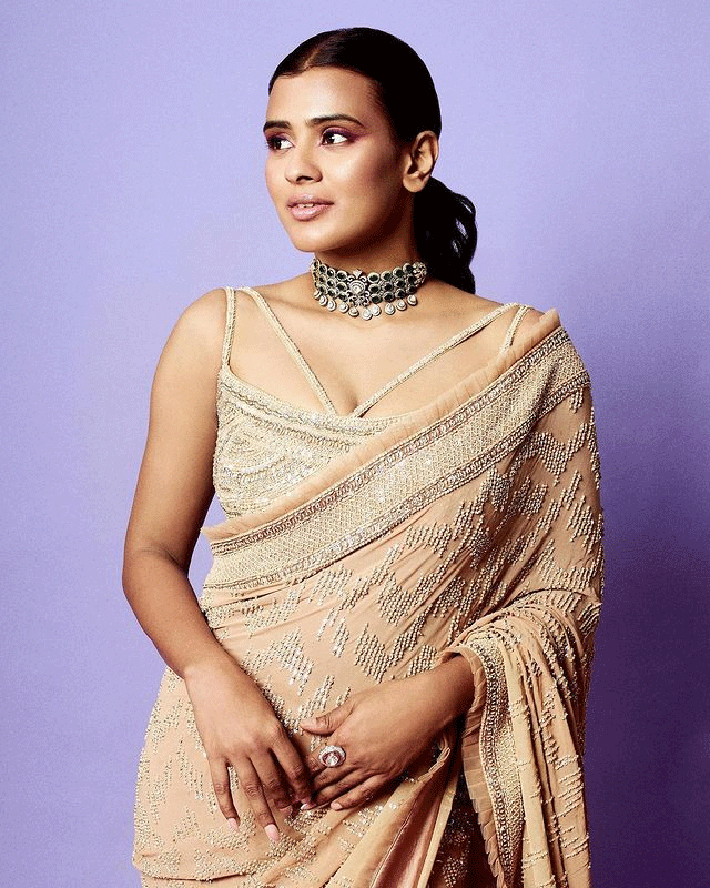 Gorgeous Hebah Patel Photos to Brighten Your Day Gorgeous Hebah Patel Photos to Brighten Your Day