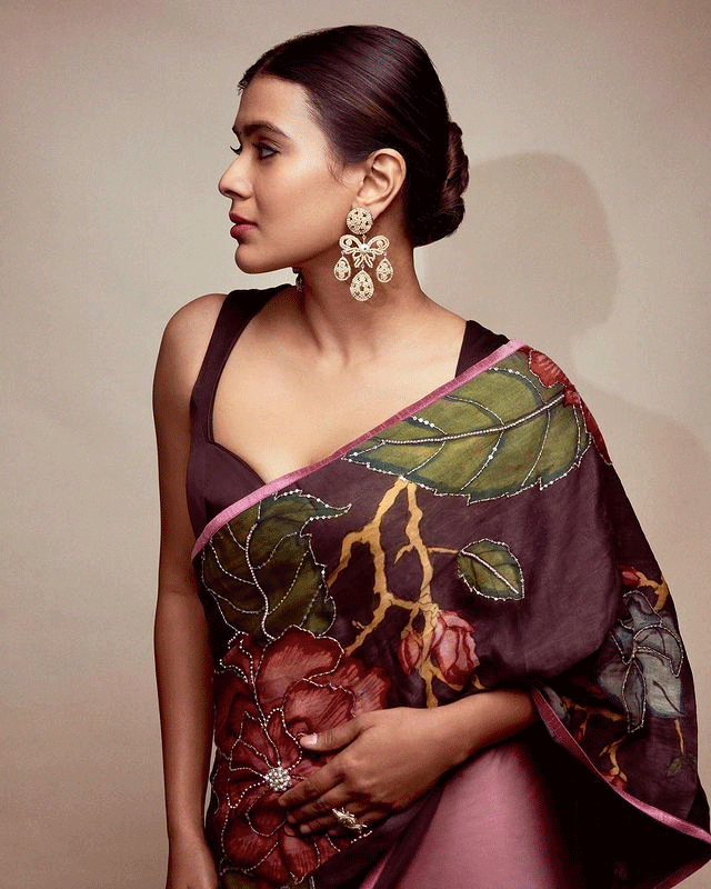 Gorgeous Hebah Patel Photos to Brighten Your Day Gorgeous Hebah Patel Photos to Brighten Your Day