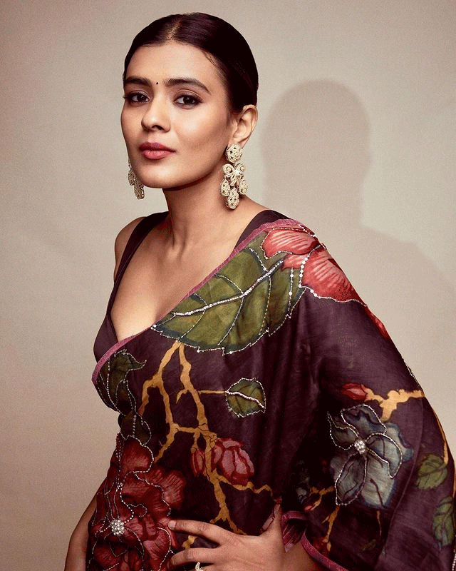 Gorgeous Hebah Patel Photos to Brighten Your Day Gorgeous Hebah Patel Photos to Brighten Your Day