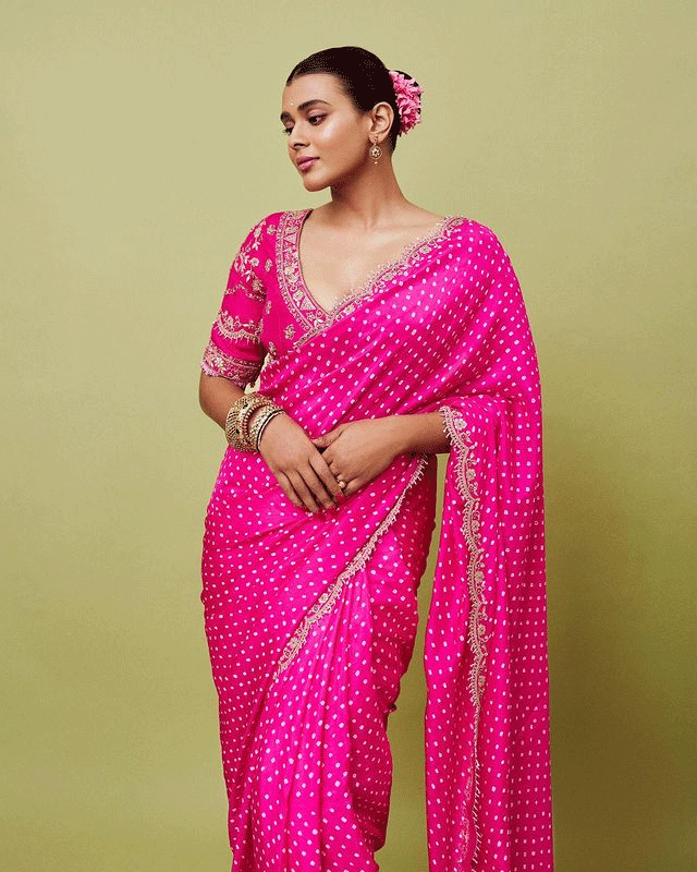 Gorgeous Hebah Patel Photos to Brighten Your Day Gorgeous Hebah Patel Photos to Brighten Your Day