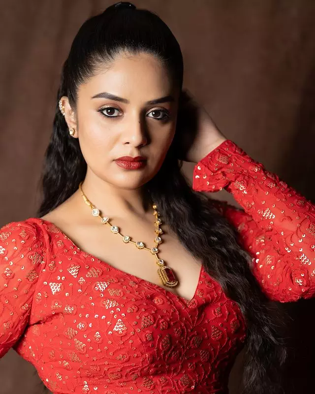 Sreemukhi’s Radiant Elegance in Orange Is All You Need to Check Sreemukhi’s Radiant Elegance in Orange Is All You Need to Check