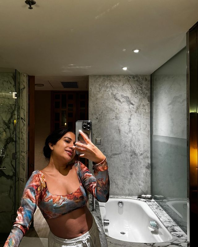 Sara Gurpal in white resembles modern angel