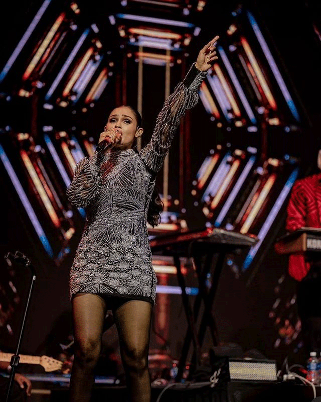 Andrea looks like a rock star in black