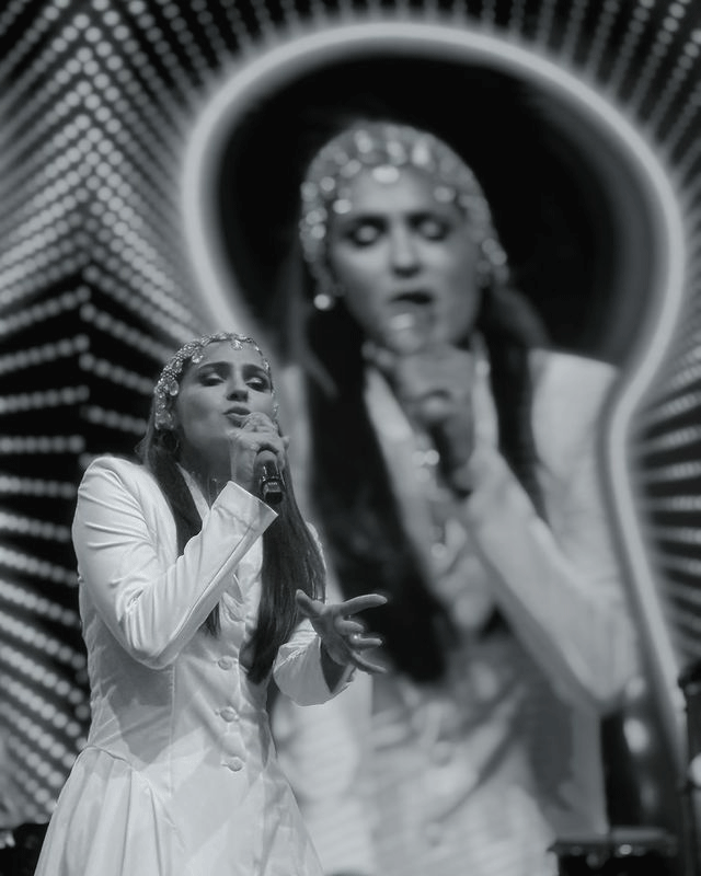 Andrea looks like a rock star in black