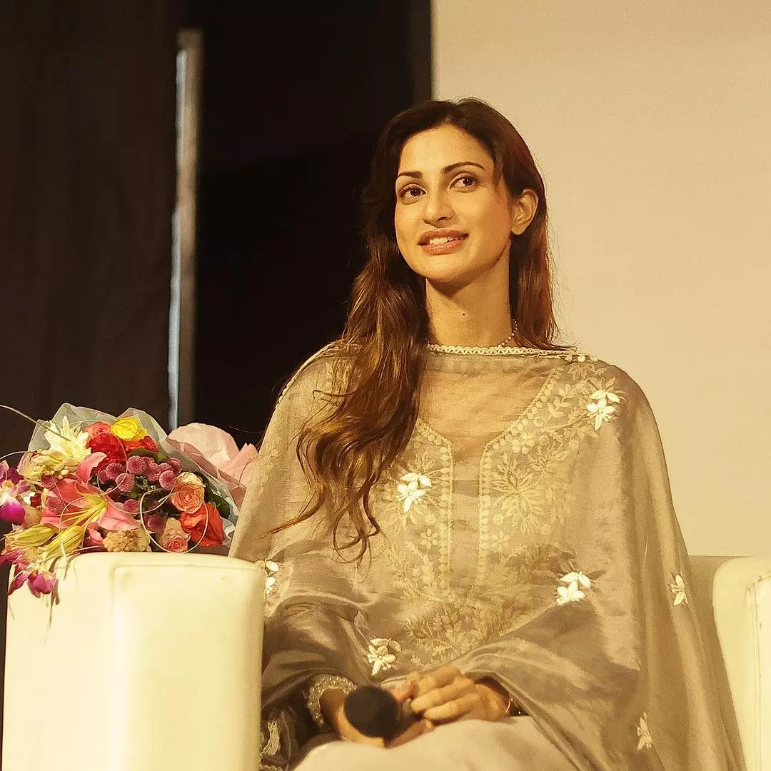 Diksha J Singh sets fashion bar high