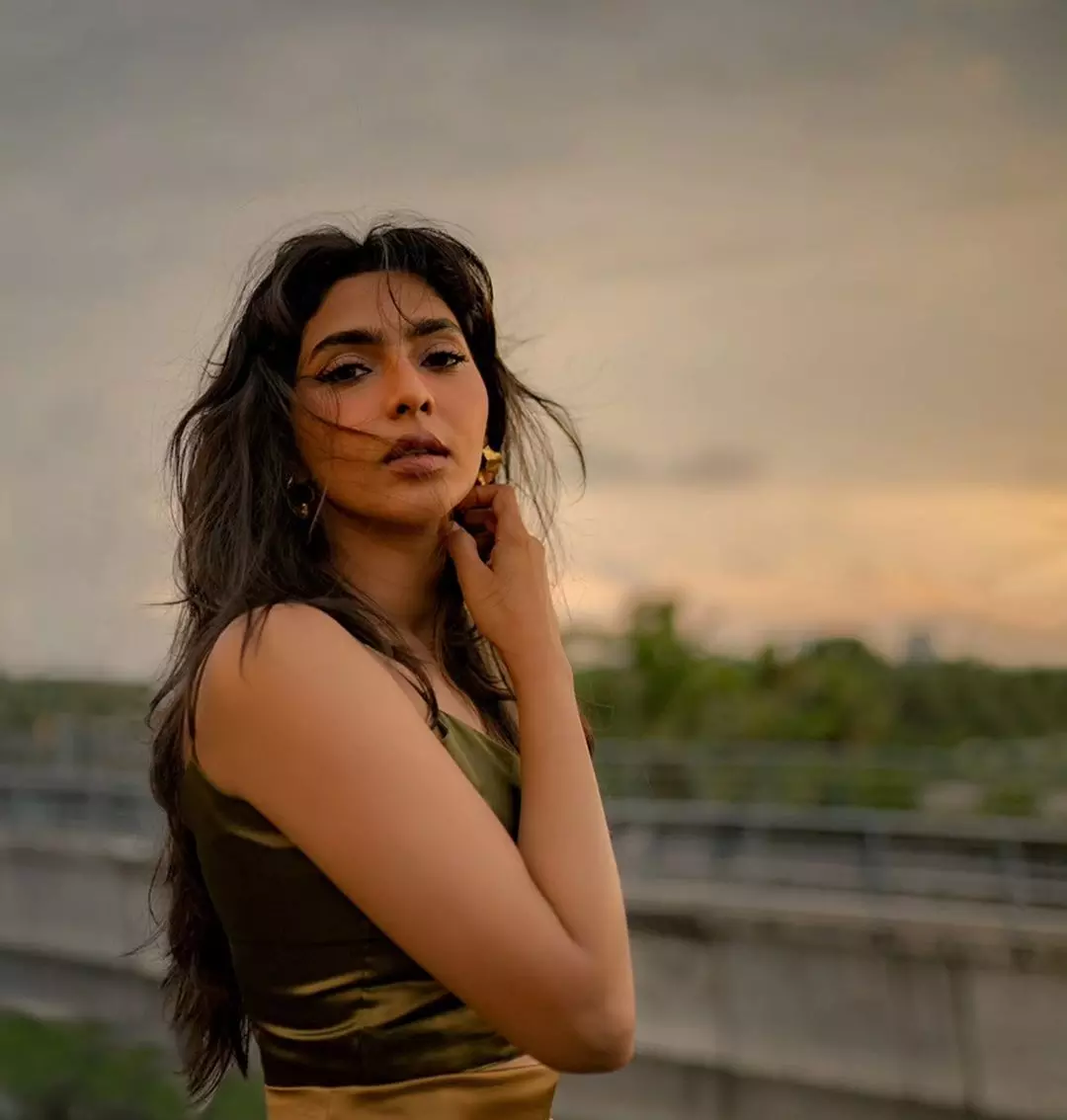 Aishwarya Lekshmi stylish look ever in white Aishwarya Lekshmi stylish look ever in white