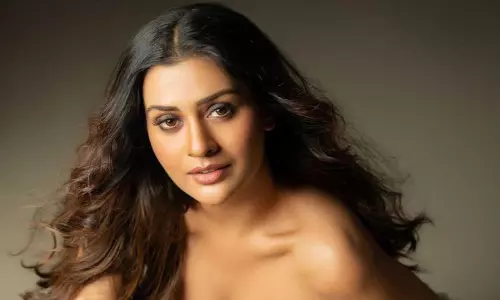 పిక్ టాక్‌ : చూపు తిప్పనివ్వని అందాల పాయల్‌