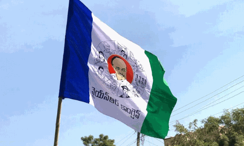 సోషల్ మీడియా అరెస్టులు..మండలిలో వైసీపీ రచ్చ