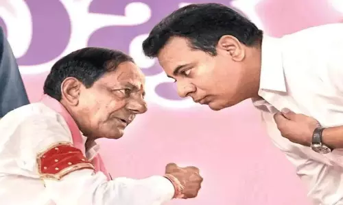 కేసీఆర్‌కు అర్జంటుగా కేటీఆర్ అరెస్ట్ కావాలా..!