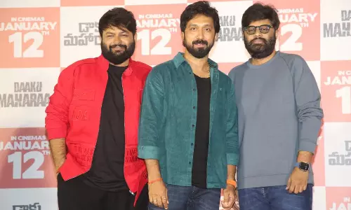 సంక్రాంతిలో చరణ్ - బాలయ్య ఫైట్.. బాబీ ఏమన్నారంటే..