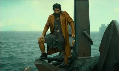 అల్లు వ‌ర్సెస్ మెగా మ‌రోసారి తెర‌పైకి..!