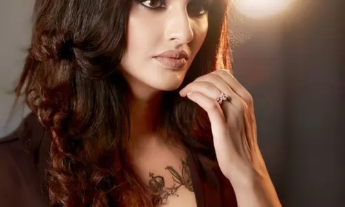 Jyothi Poorvaj Shares Killer Looks