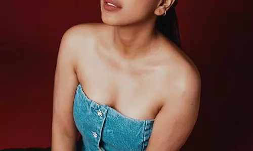 Deviyani Sharma Gives Dream Girl Vibes