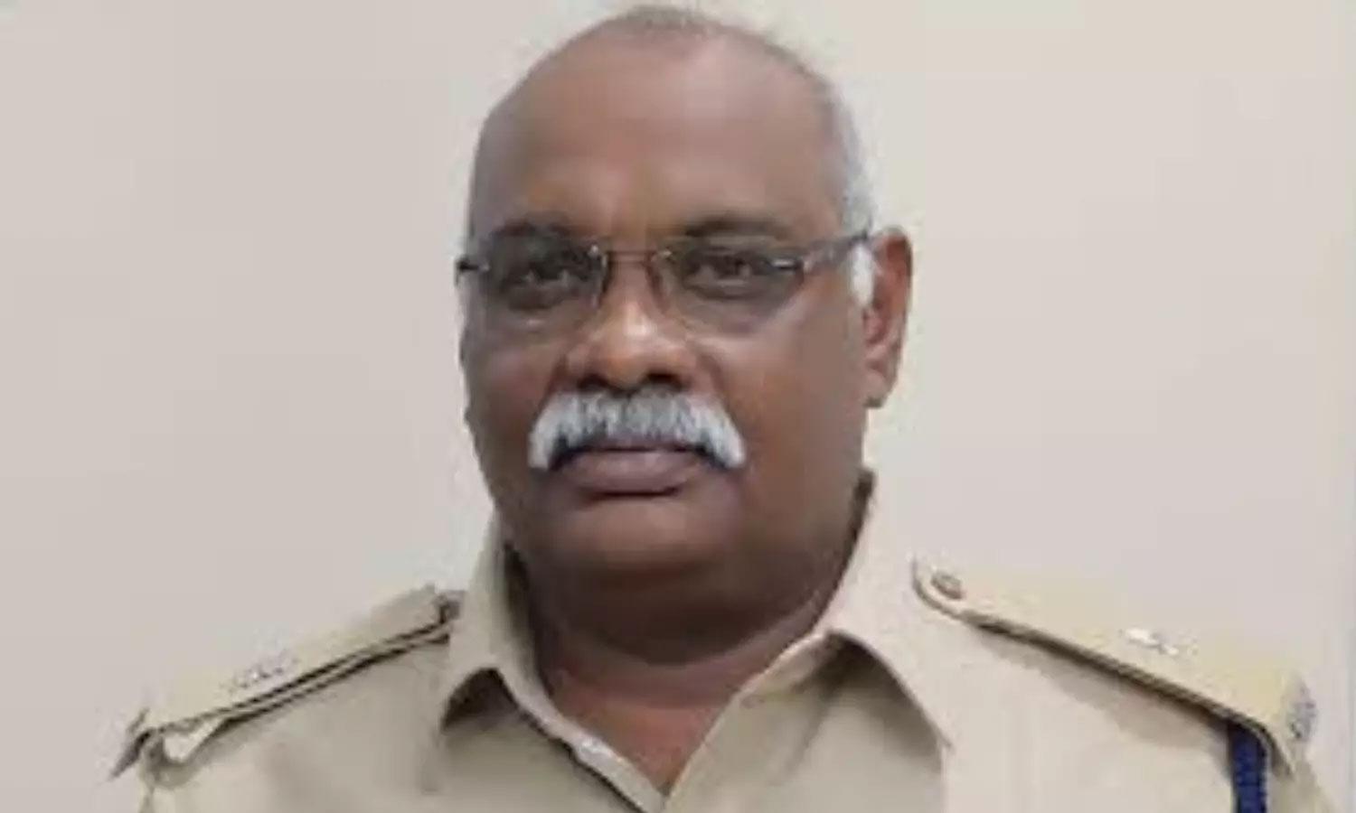 రఘురామ కేసులో సీఐడీ మాజీ అధికారి అరెస్ట్ | Former CID ASP Vijaypal ...