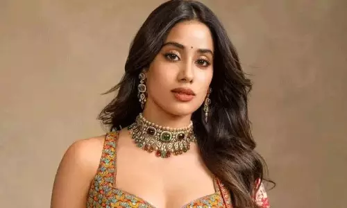 పాపం జాన్వి.. ఎంత కష్టం వచ్చిందో..?