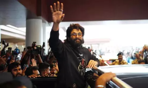 అల్లు అర్జున్.. మిగతా హీరోలు చూసి నేర్చుకోవాల్సిందే..