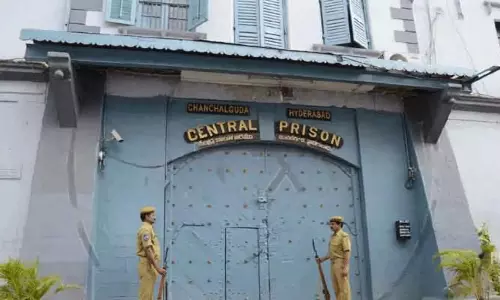 షాక్: దొంగ బెయిల్ తో జైలు నుంచి జంప్!