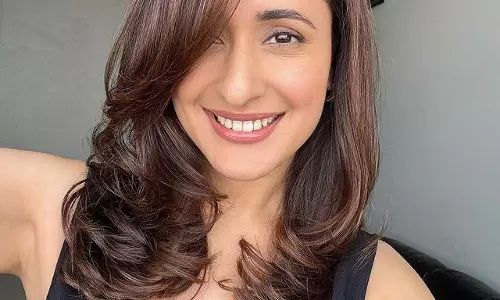 Pragya Jaiswals Fashionable Journey Is A Trendsetters Tale