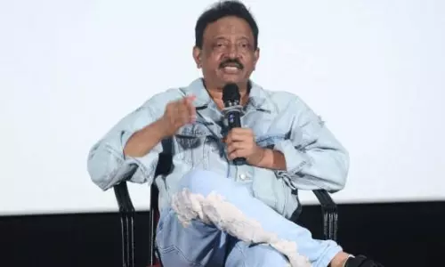 RGVని ఫస్ట్ టైమ్ బయటపెట్టిన జర్నలిస్ట్.. చేతకాక ఆవేశం!?