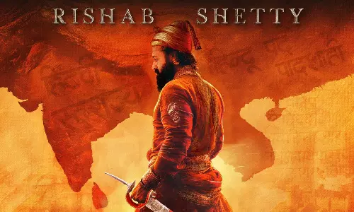 ఛత్రపతిగా కాంతార హీరో.. ఫస్ట్ లుక్ అదుర్స్!