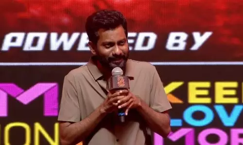 బుచ్చిబాబు.. బన్నీ గురించి ఎందుకు చెప్పలేదు?