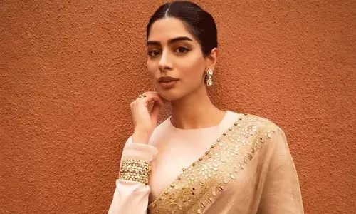 ఫోటో స్టోరి: స‌న్న‌జాజి తీగలా ఖుషీ ఖుషీగా