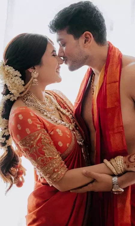 Kalidas Jayaram Marries Tarini Kalingarayar at Guruvayur Temple