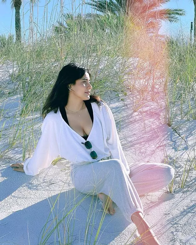 Every Pic of Neha Sharma is a Style Statement on Instagram! Every Pic of Neha Sharma is a Style Statement on Instagram!