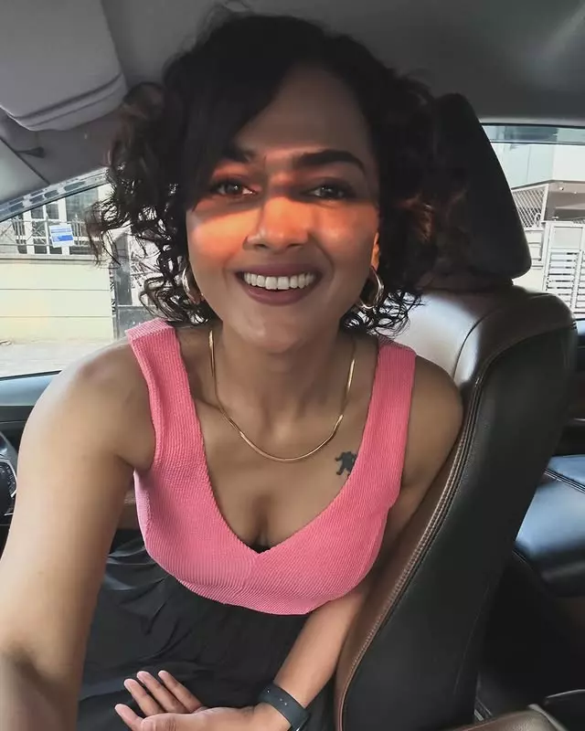 Shraddha Srinath’s Every Picture Tells a Story!