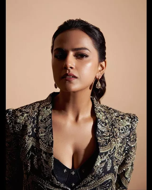 Shraddha Srinath’s Every Picture Tells a Story!