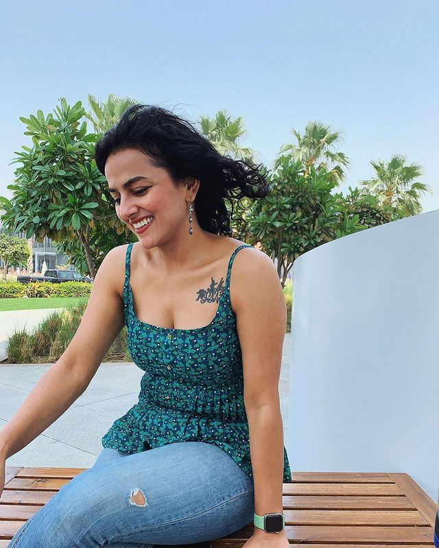 Shraddha Srinath’s Every Picture Tells a Story!