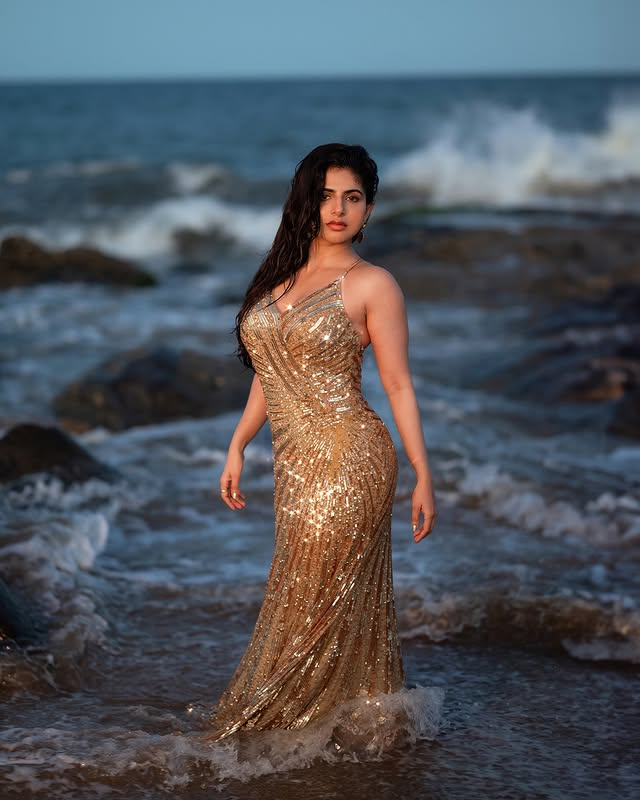 Iswarya Menon�s dress is the perfect mix of class and style. Iswarya Menon�s dress is the perfect mix of class and style.