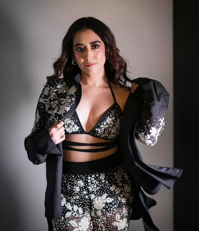 Jonita Gandhi: Jumping into Style and Spotlight!