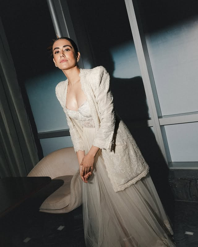 Jonita Gandhi: Jumping into Style and Spotlight!