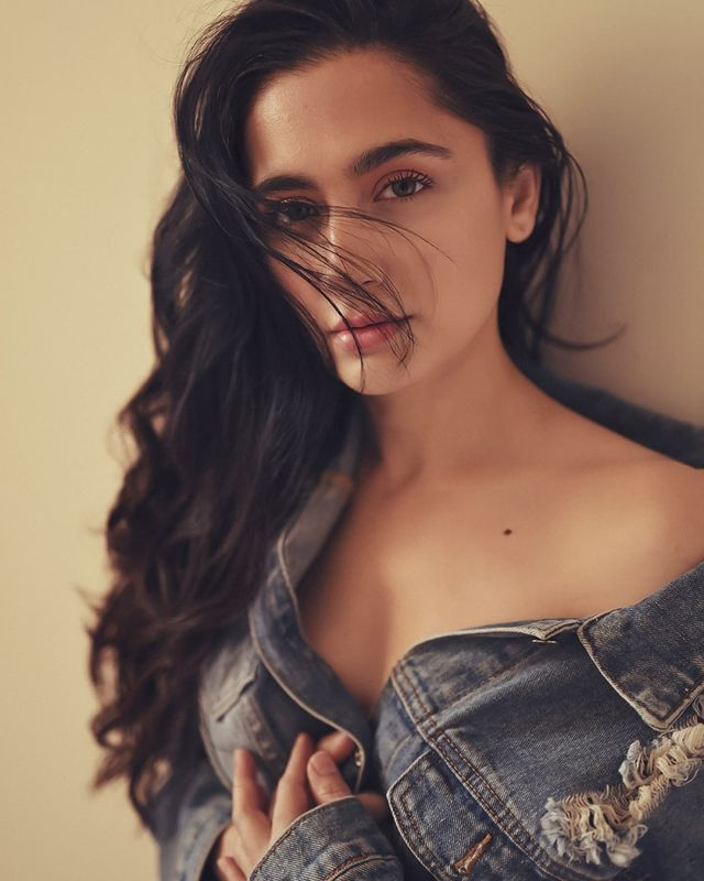 Sanjeeda Shaik: A Star Sparkling in Every Frame Sanjeeda Shaik: A Star Sparkling in Every Frame