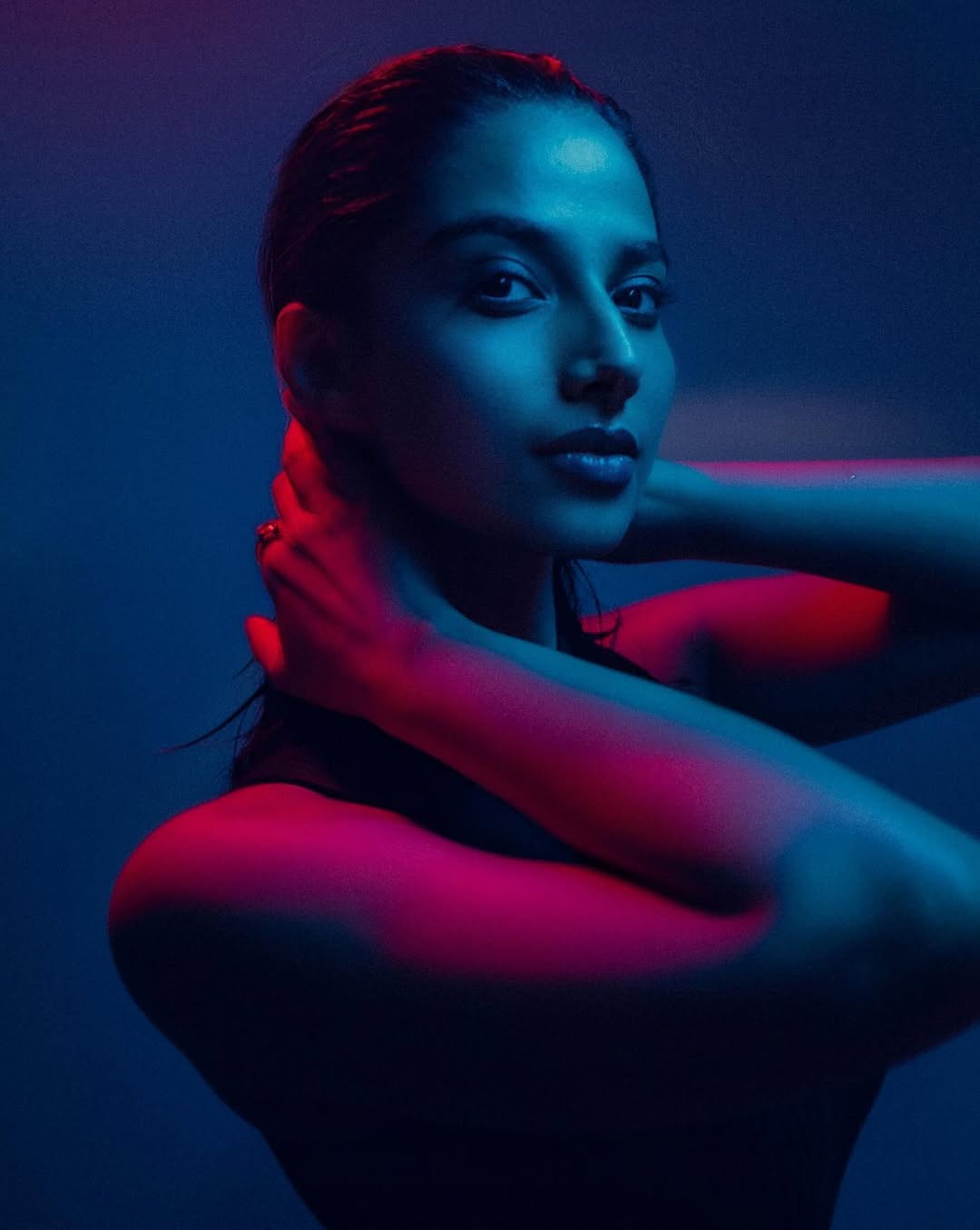 Meenakshi Chaudhary Stuns in Sizzling Blue Kurti Look