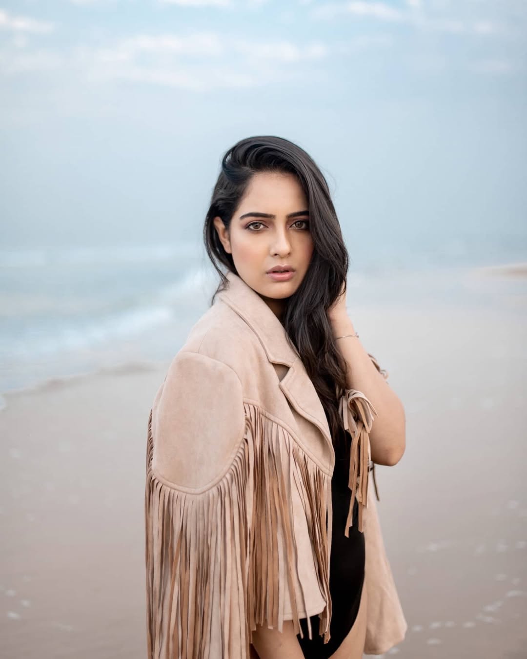 Malvi Malhotra Stuns in a Vibrant Yellow Saree Malvi Malhotra Stuns in a Vibrant Yellow Saree