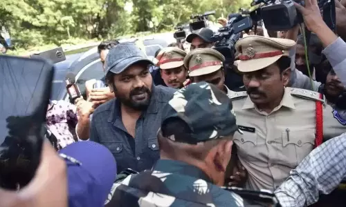 జనరేటర్  లో పంచదార... మంచువారి ఇంట్లో మళ్లీ గొడవ!