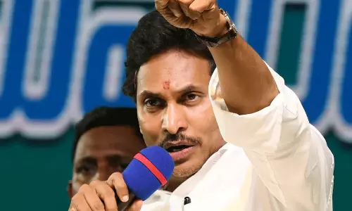 వైసీపీ ఎమ్మెల్యే వ‌ర్సెస్ మాజీ ఎమ్మెల్యే.. జ‌గ‌న్ స్ట్రాంగ్ వార్నింగ్‌..?