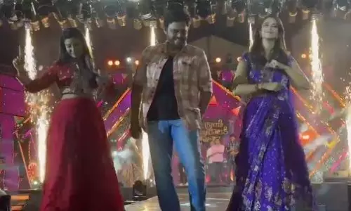 స్టేజ్‌పై వెంకటేష్‌ లైవ్‌ పెర్ఫార్మెన్స్‌ వైరల్‌