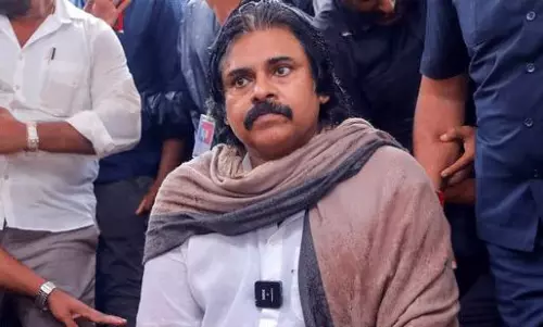 ప‌వ‌న్ చెప్పిందేంటి?  పోలీసులు చేసిందేంటి?  ఇదో మ‌ర‌క‌!