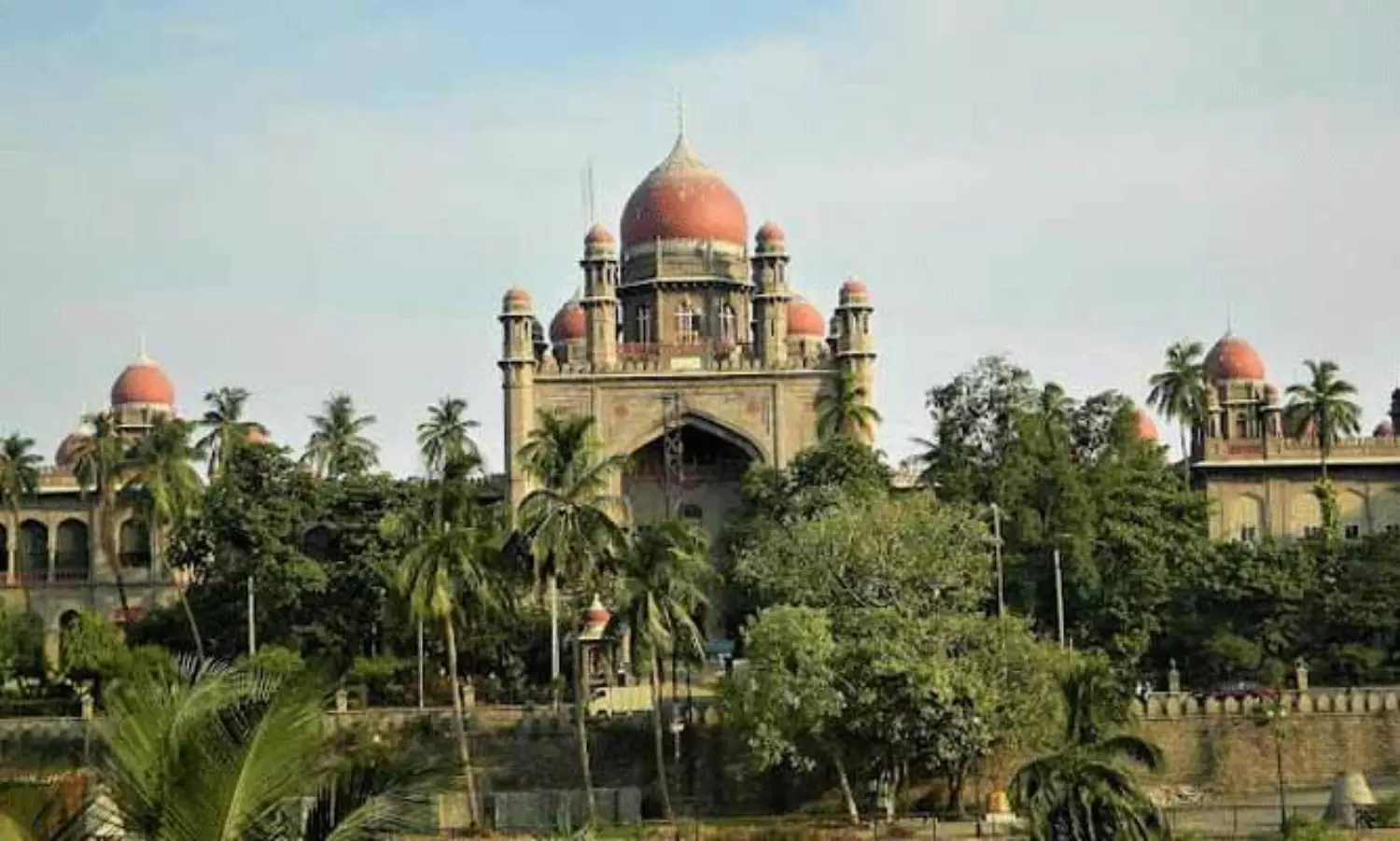 తీరు మార్చుకోరా? అంటూ హైడ్రాపై హైకోర్టు సీరియస్