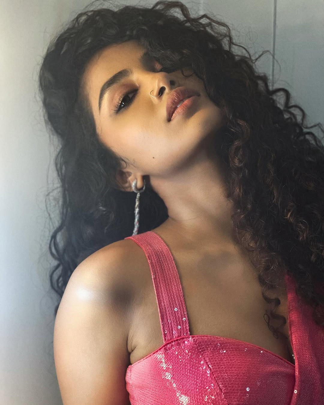 Anupama Parameswarans style doesnt just impress; it intimidates. Anupama Parameswarans style doesnt just impress; it intimidates.