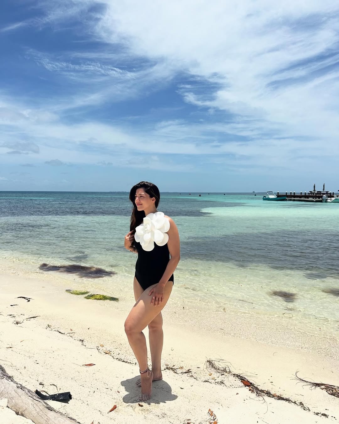 Mehreen Pirzada is all set to rock 2025 with style Mehreen Pirzada is all set to rock 2025 with style