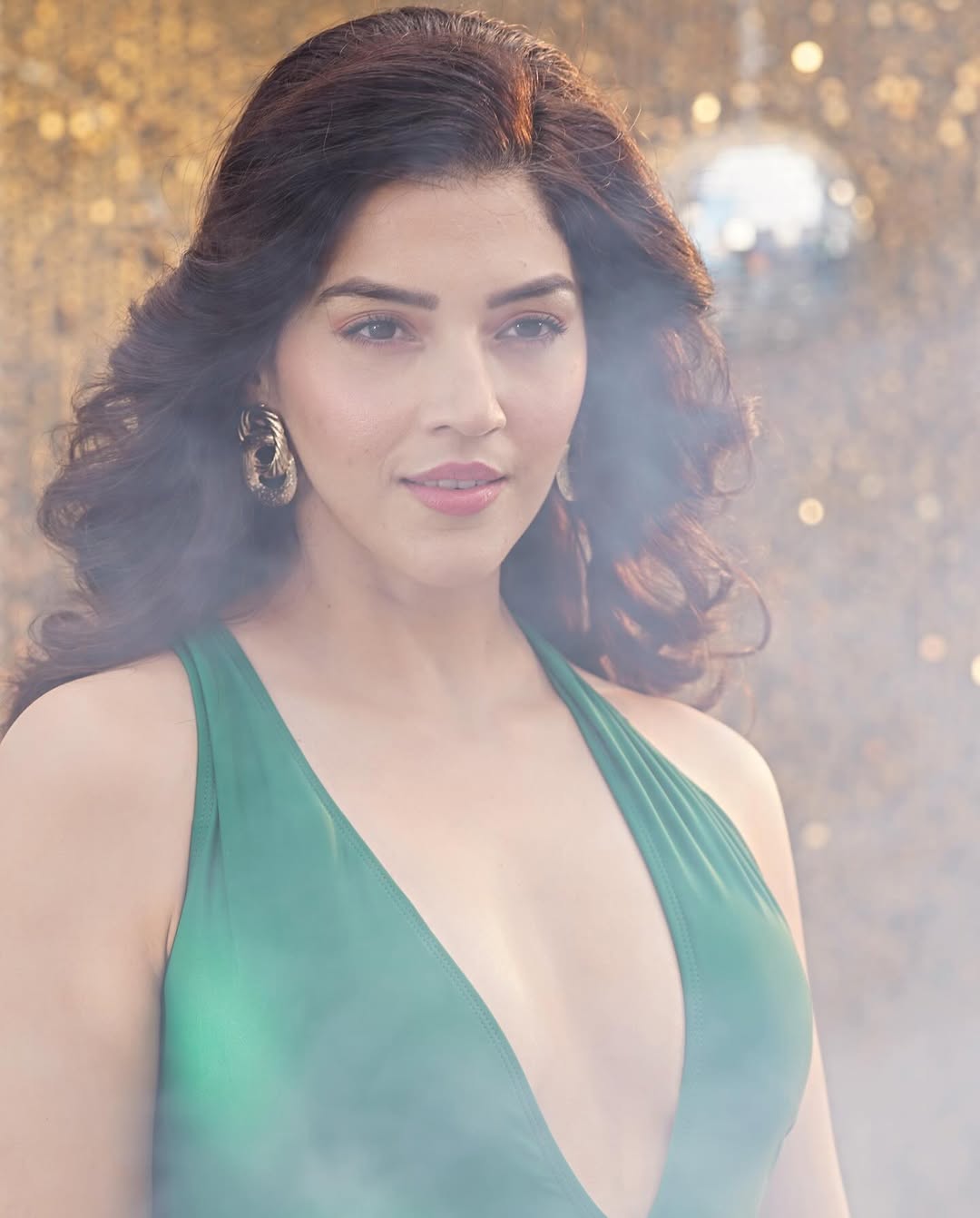 Mehreen Pirzada is all set to rock 2025 with style Mehreen Pirzada is all set to rock 2025 with style