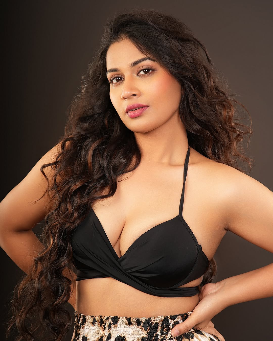 Inaya Sultana dazzles fans with her unforgettable 2025 wishes Inaya Sultana dazzles fans with her unforgettable 2025 wishes