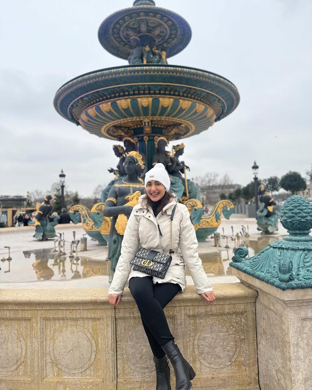 Why does Pragya Jaiswal look like she�s running a masterclass on perfection?