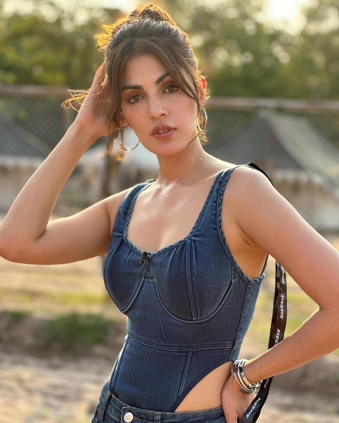 Rhea Chakrabortys chic dress takes her new year post to the next level