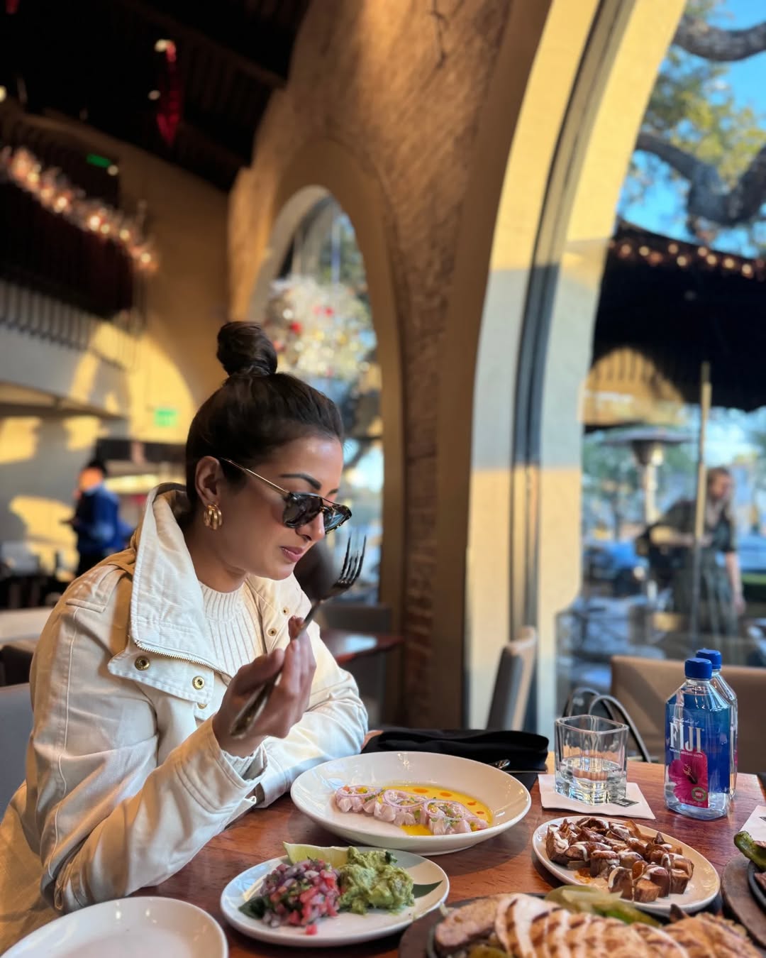 Catherine Tresa Makes a Grand Entry into 2025 with Her Fabulous Look Catherine Tresa Makes a Grand Entry into 2025 with Her Fabulous Look